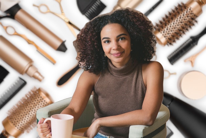 Get to know Roxy Reaves (@coastal.curl). She is a 28-year-old stylist at Coastal Curl in Oakland, California.