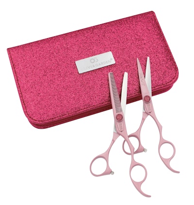 The SilkCut Shears included in the collection are handmade with an ultra-sharp blade edge and reinforced with alloy steel. The BCA collection SilkCut shears are the same tool stylists know and love from Olivia Garden with an all-new pink metallic finish, to match the brush collection.