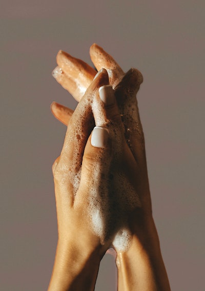 KLEANSTANT® is an eco-friendly biobased surfactant for gentle personal care products, providing an alternative to harsher materials such as SLS and SLES.