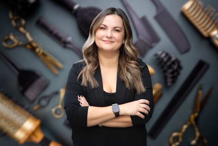 Lisa Tucker (@rootedwithlisa) is a hairstylist and independent educator at Rooted with Lisa in Plymouth, Michigan.