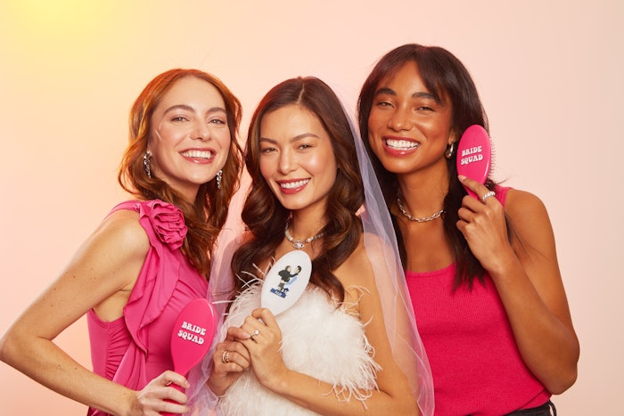 Wet Brush fans now can take their hair routine to the next level by creating a one-of-a-kind design that they can share with family, friends, teammates—the opportunities are endless.