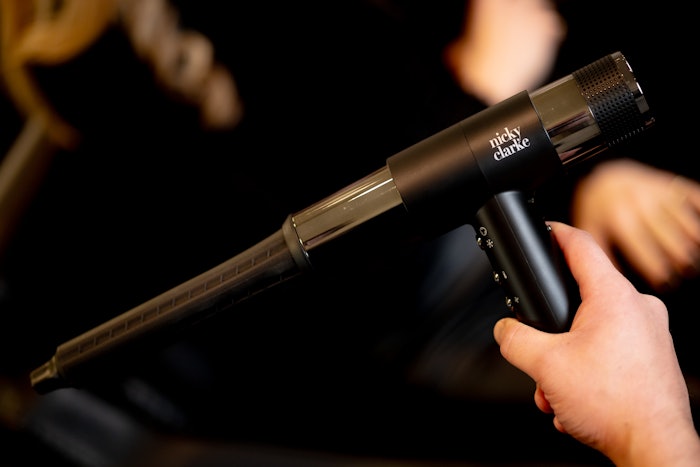 The Nicky Clarke AirStyle PRO is a professional-grade hair dryer and styler designed to deliver exceptional performance in a compact and lightweight design.