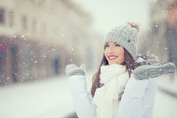 Board-Certified Nutritionist and Hair and Scalp Specialist Debbie Williams shares her tips for winter hair care, so you can keep your hair healthy and hydrated!