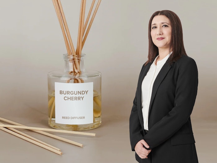 Senior perfumer Encarni Lorente received the bronze award in the category Reed Diffuser for her fragrance Burgundy Cherry.