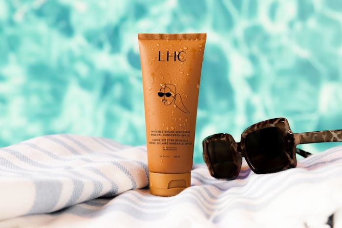 No more suffering through summer with Laced Hair Extensions Extension-Safe Sunscreen that prevents hair extensions from turning pink or orange.