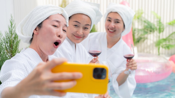 Spa Social Hour