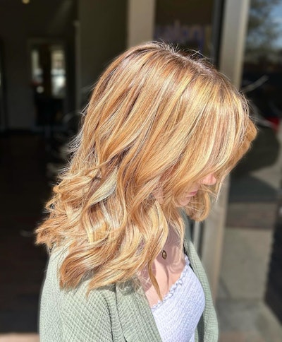 Kierstin Justbeing Hairself