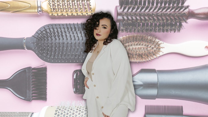 Meet Jacquie DeMeno (@jacquie_beauty). She is a hairstylist and salon suite owner of Divine Feminine Hair Studio in Schwenksville, PA.