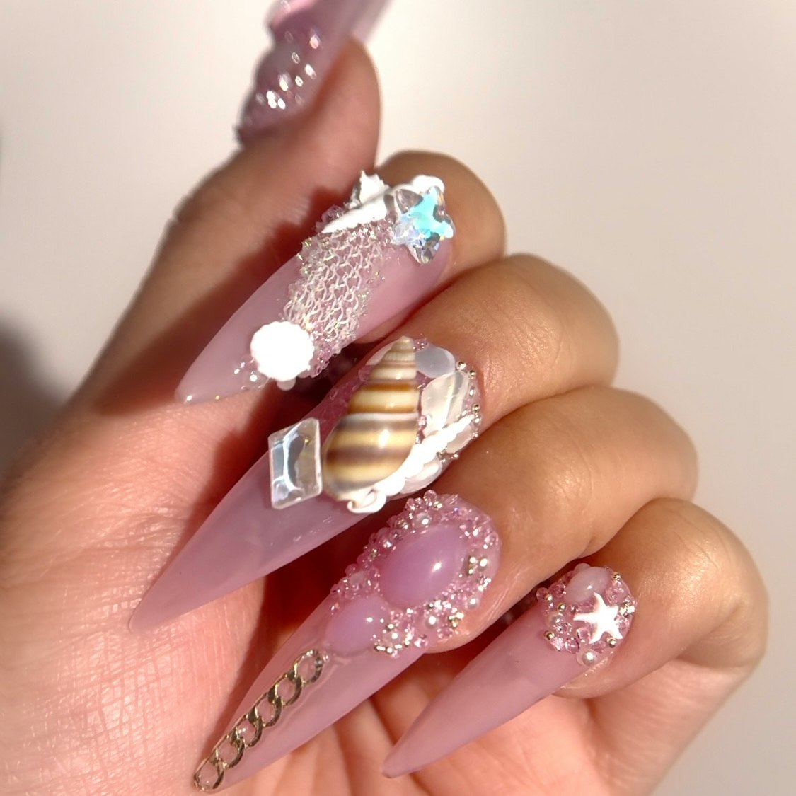 2025 Acrylic Nails That Will Blow Your Mind