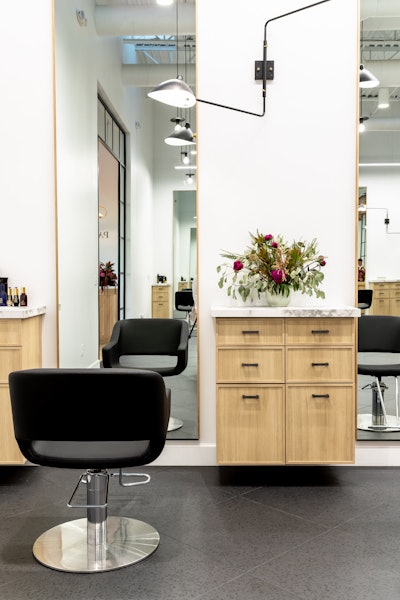 Parlour One Salon chair