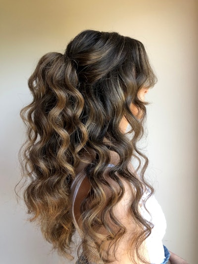 Alexandra Wilson's Voluminous Ponytail