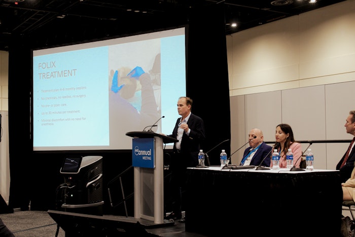 FoLix being presented at AAD 2025.