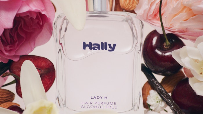 Lady H hair perfume includes fragrance notes of black cherry, jasmine and cedar.