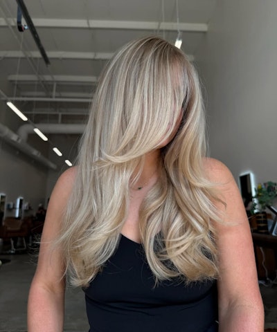 A gorgeous buttery blonde from @hairbydarceee