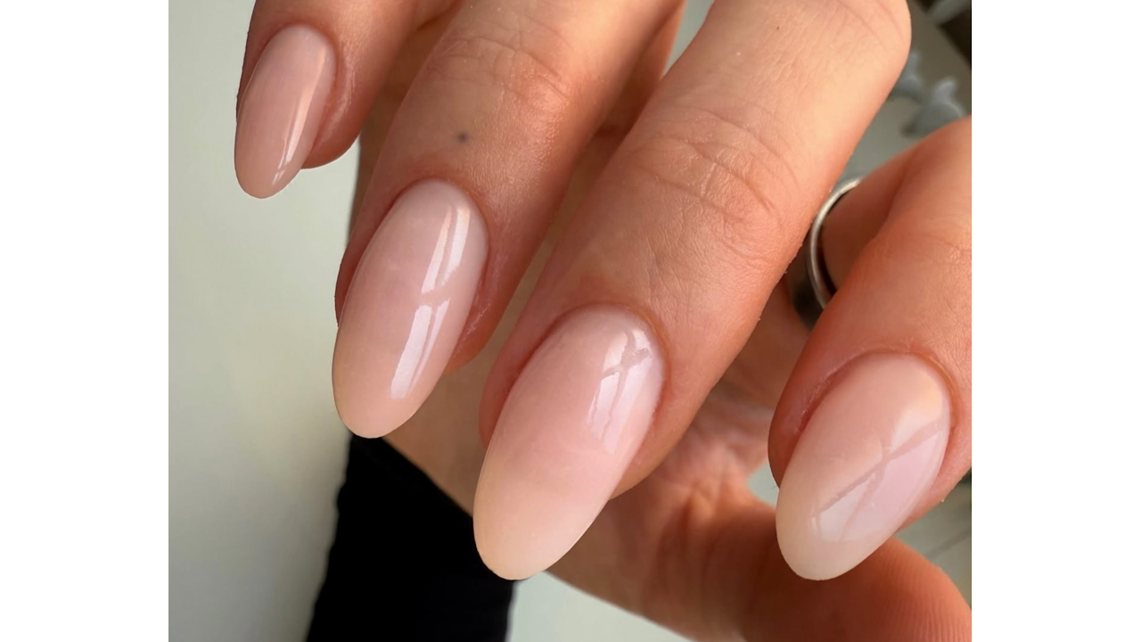 Matte Finish Nail Extensions for 2025