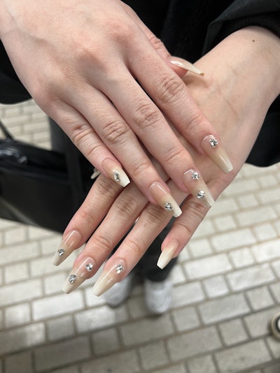 Chunky 3D gems on sheer nude and pink pearl bases