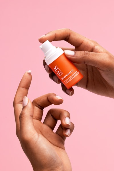 French dermocosmetics brand Laboratoire SVR chose all-plastic airless packaging for its latest sun care, eye care and skin care treatments, in three different sizes. Designed, manufactured and customized by Aptar Beauty, the micro airless is suitable for sensitive dermatological beauty formulations.