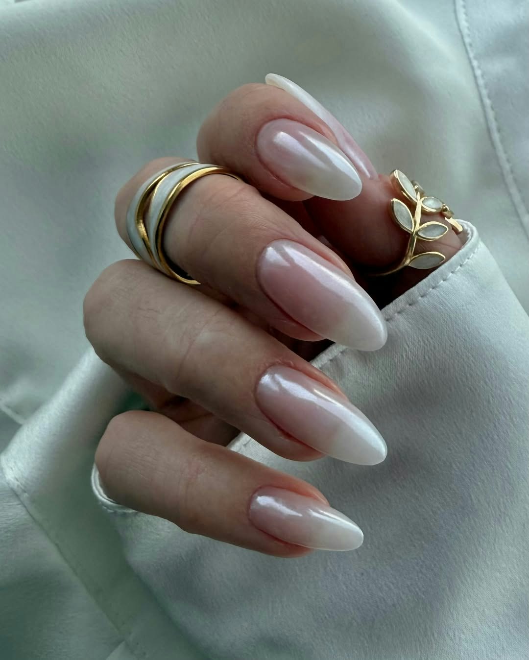 Stunning Ombre Nail Extensions for 2025