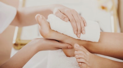 Waterless pedicures eliminate the risk of bacterial buildup in foot baths and conserve water, making them a hygienic and eco-friendly alternative.