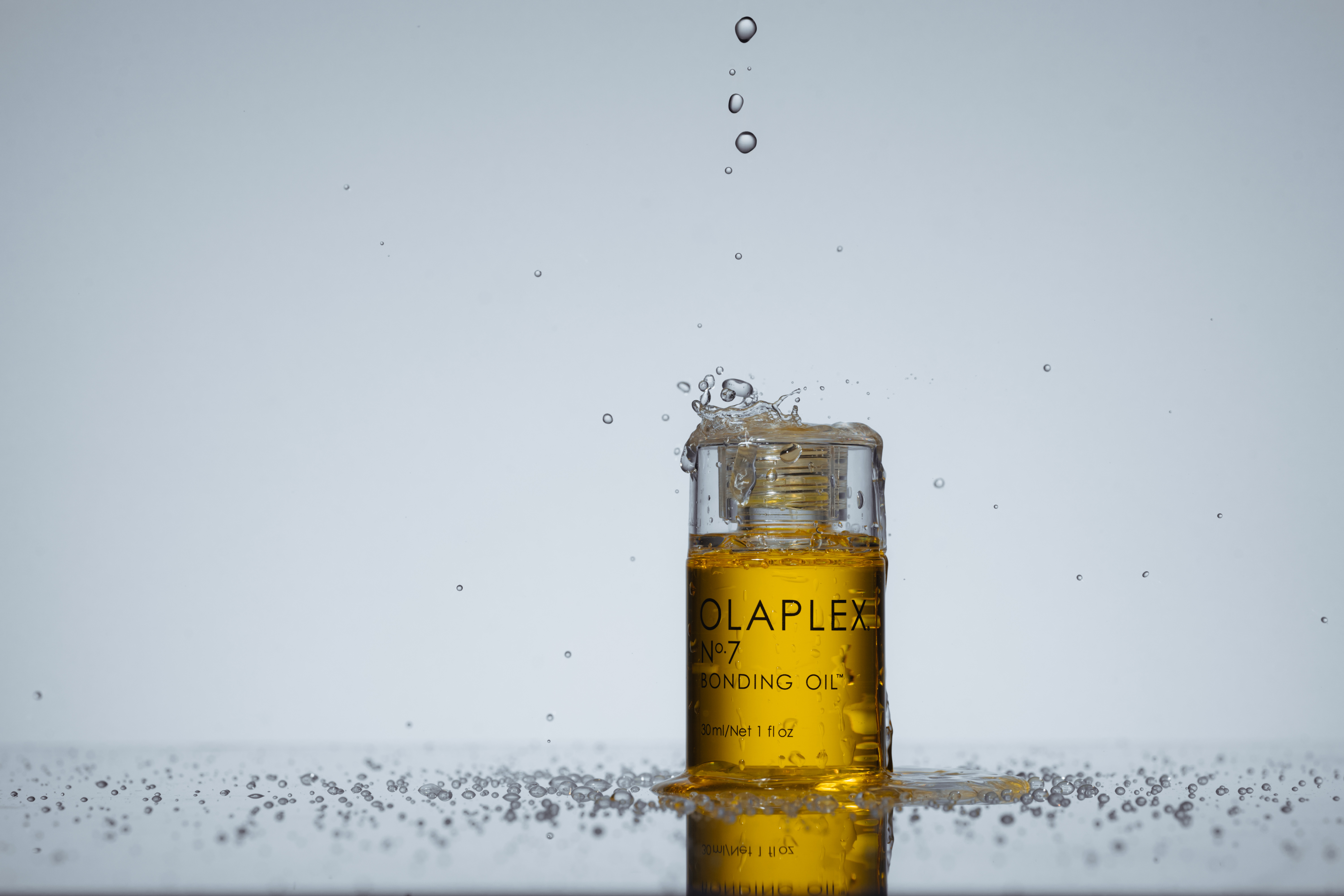 Net sales decreased 14.6% in the United States and increased 7.1% internationally.