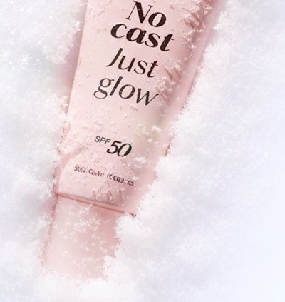 According to Medicube, the product effortlessly blends with all skin tones and types with zero white cast for a flawless, dewy finish.