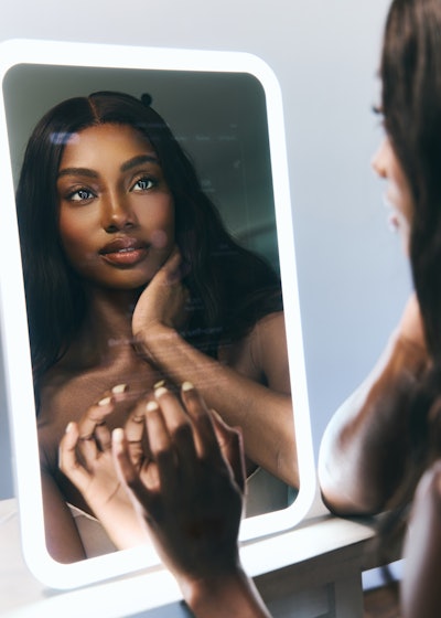 Swan Beauty's AI skin analyzer claims to reveal the user's complexion’s story with a dermatologist-backed scan that scores and tracks 7 key skin concerns.