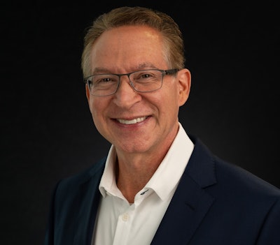 “The beauty industry naturally mirrors a K‑shaped economy, with premium brands benefiting from affluent consumers trading up, while mass and value brands compete aggressively on price,” says Scott Lingren, CEO, ICONS Beauty Group.