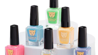 LIONYX Lacquer’s SUNSTRUCK Collection features solar and glow-in-the-dark nail lacquers that shift, glow, and sparkle from sunrise to after dark.