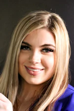 Scarlett Wooldrick Headshot